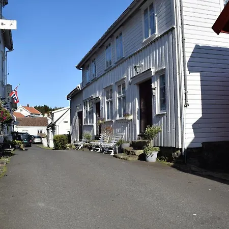 Lovely In Hauge I Dalane With Kitchen Sogndalsstrand